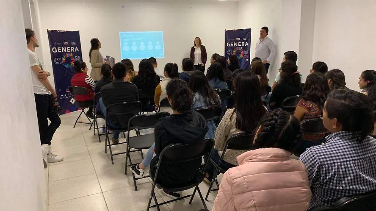 Buena participación en la plática informativa de la convocatoria.  Foto Cortesía.